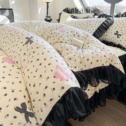 91家纺网 家纺一手货源 找家纺 （总）眠势力 2025新款赫本风花边四件套床笠款四季通用夹棉席梦思保护套法式