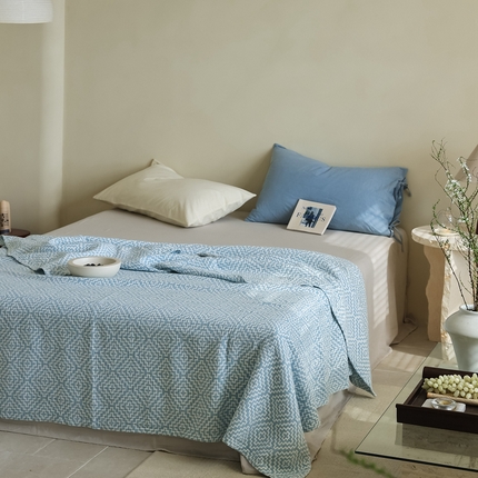 91家纺网 家纺一手货源 找家纺 （总）朴尔2025年新品格调简约风全棉三层纱布毛巾被