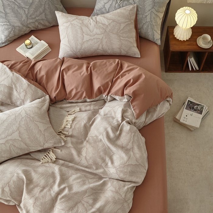 91家纺网 家纺一手货源 找家纺 金丝鸟家纺 2025新款全棉三层纱提花系列四件套 星轶 咖