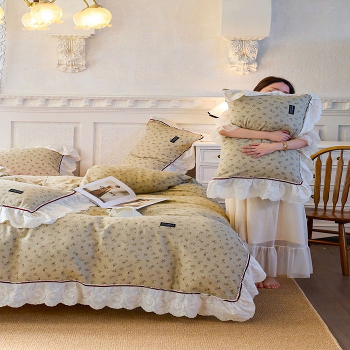 91家纺网 家纺一手货源 找家纺 久典2025A类法式复古双层纱织带贴边花边款四件套 木槿