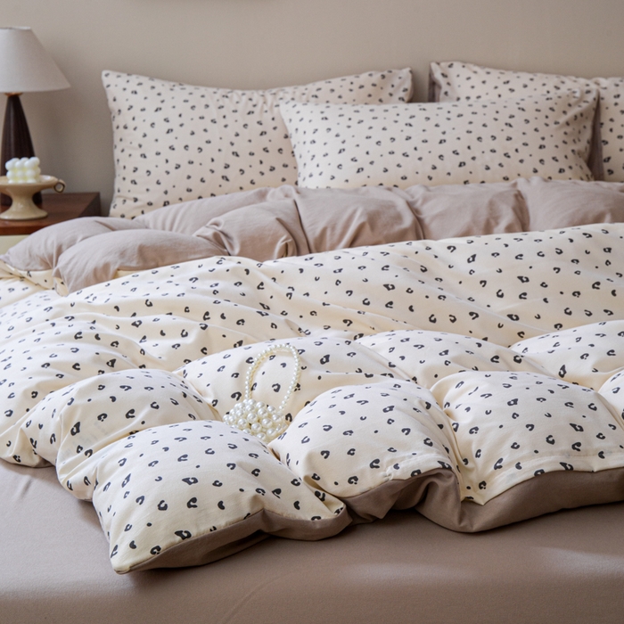 91家纺网 家纺一手货源 找家纺 利禾家纺 2025新款针织天竺棉水洗棉四件套被套学生宿舍三件套床单款 豹纹咖