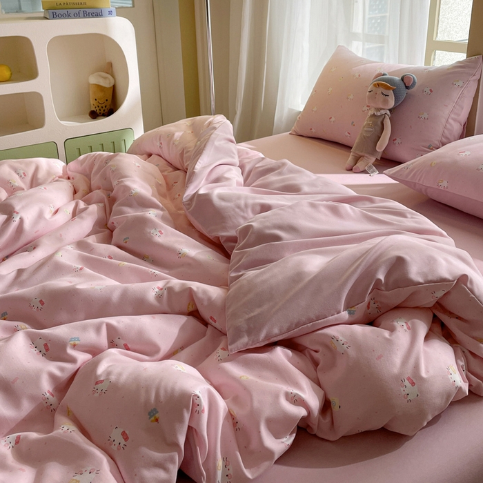 91家纺网 家纺一手货源 找家纺 仟网汇 2025新款针织双层纱AB版四件套 萌萌小猫