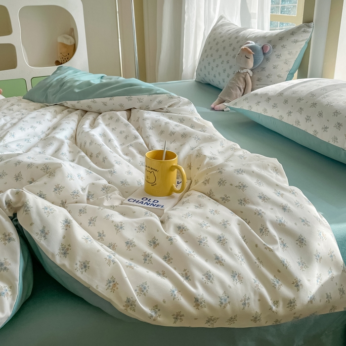 91家纺网 家纺一手货源 找家纺 仟网汇 2025新款针织双层纱AB版四件套 情书