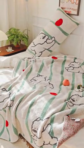 91家纺网 家纺一手货源 找家纺 （总）暖绵绵家纺 2025新款卡瑞克半边绒系列盖毯披肩毯毯子（最低零售价：161元）