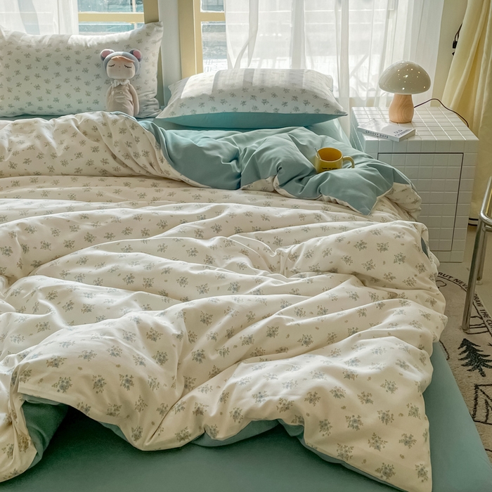 91家纺网 家纺一手货源 找家纺 仟网汇 2025新款针织双层纱AB版四件套 情书