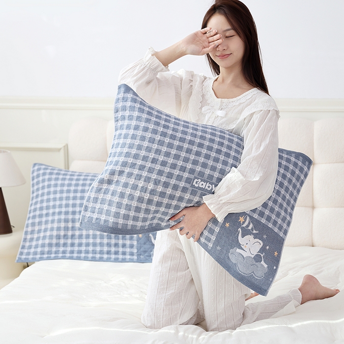 91家纺网 家纺一手货源 找家纺 朴尔家纺-毛巾被 2025新款芬柔AB纱卡通三层纯棉纱布枕巾 星星象-蓝