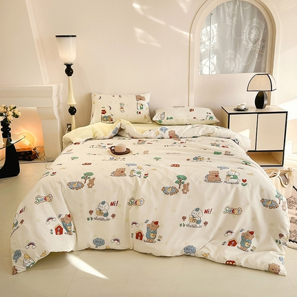 优迈 2025新款ins风亲肤卡通条格印花水洗棉系列四件套 森林巴士