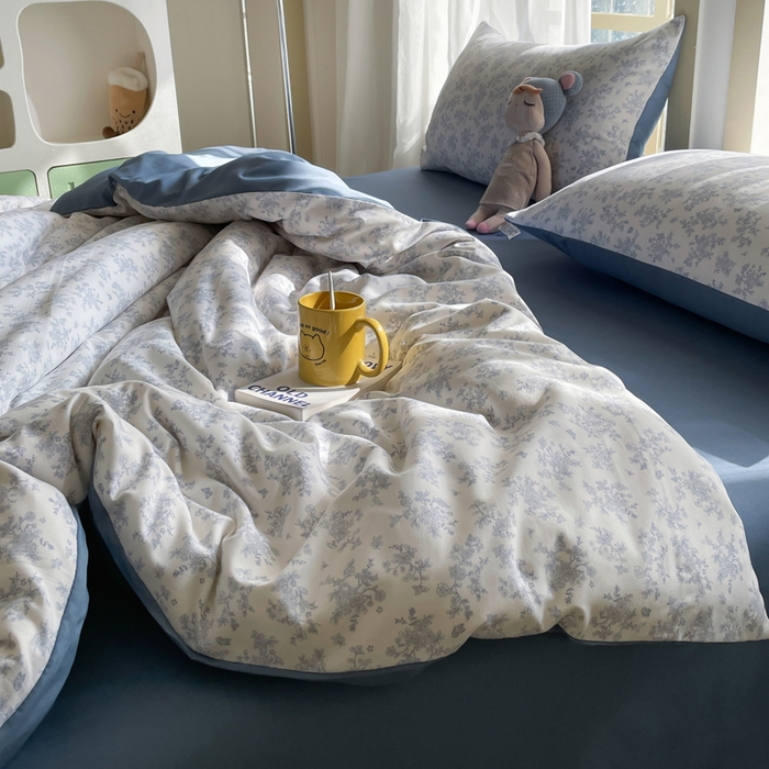 91家纺网 家纺一手货源 找家纺 仟网汇 2025新款针织双层纱AB版四件套 半夏-蓝