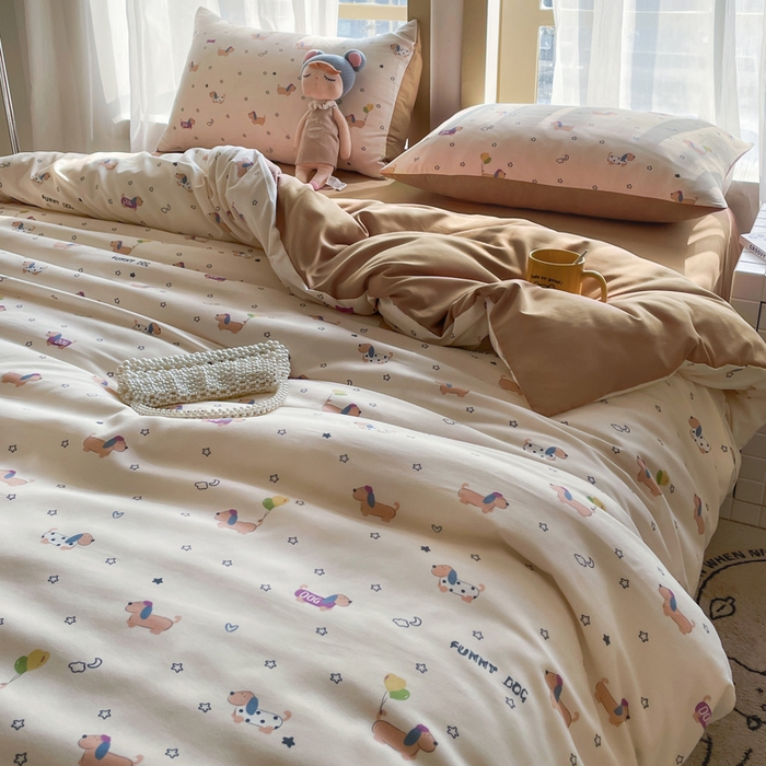 91家纺网 家纺一手货源 找家纺 仟网汇 2025新款针织双层纱AB版四件套 运动小狗