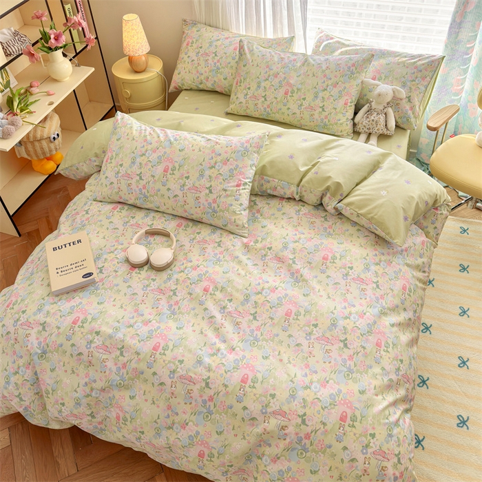 91家纺网 家纺一手货源 找家纺 名兮家居 2025年新款13372全棉印花四件套-卡通系列 花花世界