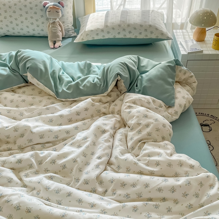 91家纺网 家纺一手货源 找家纺 仟网汇 2025新款针织双层纱AB版四件套 情书