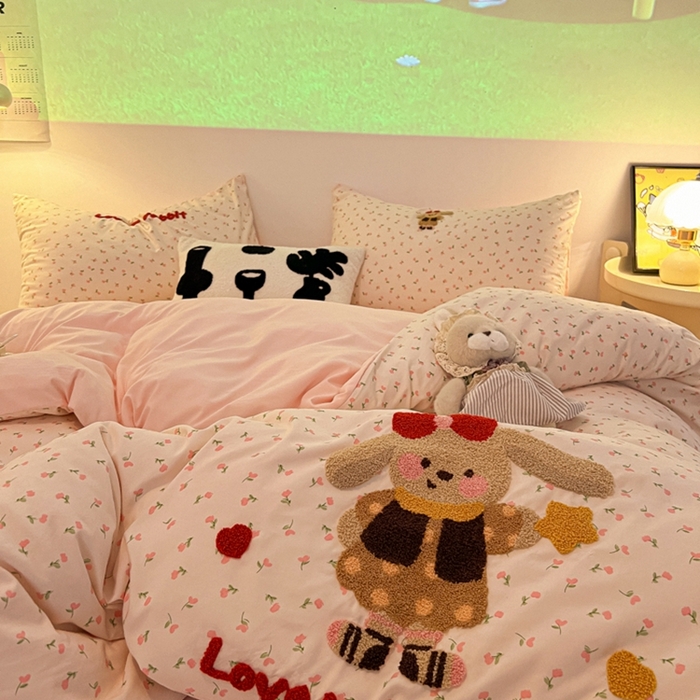 91家纺网 家纺一手货源 找家纺 韩巢家纺 2025新款云朵棉可爱小猫咪毛巾绣被套床单床上用品四件套宿舍三件套（提供卖家秀） 花花兔