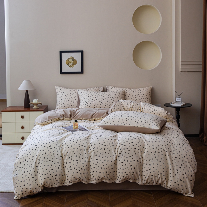 91家纺网 家纺一手货源 找家纺 利禾家纺 2025新款针织天竺棉水洗棉四件套被套学生宿舍三件套床单款 豹纹咖