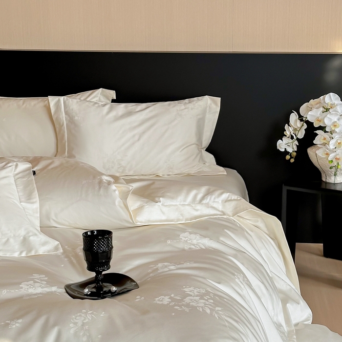 91家纺网 家纺一手货源 找家纺 窝米 2025春季新品100支长绒棉轻奢提花四件套系列 蜜香-白百合