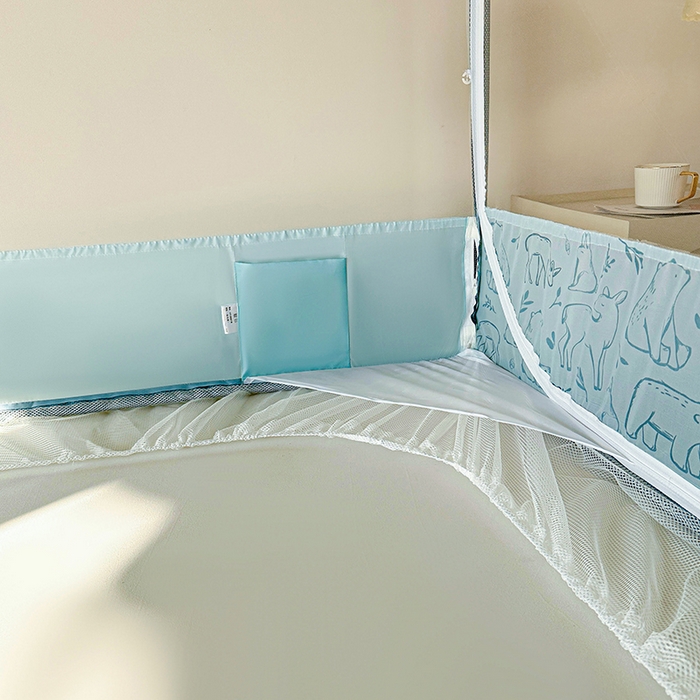 91家纺网 家纺一手货源 找家纺 青竹苑 2025新款三门大版上下布印花外穿坐床蚊帐床笠式防摔方帐 北极熊
