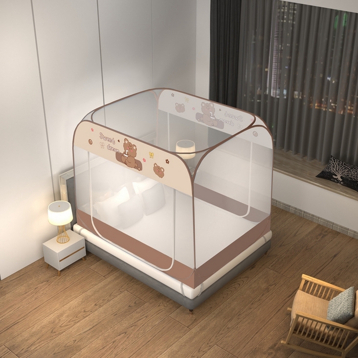 91家纺网 家纺一手货源 找家纺 青竹苑 2025新款免安装大顶魔术蚊帐布三角款 奶茶熊