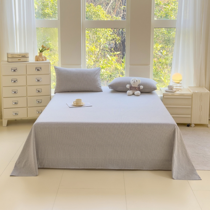 91家纺网 家纺一手货源 找家纺 柠萌家居 2025新款无印风全棉色织A类母婴级纯棉水洗棉床单 灰极细条