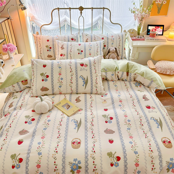 91家纺网 家纺一手货源 找家纺 名兮家居 2025年新款13372全棉印花四件套-卡通系列 草莓兔兔