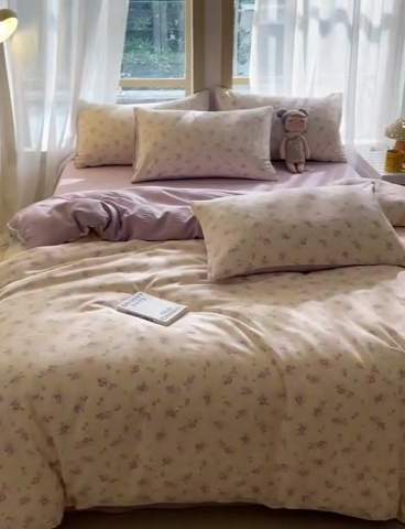 91家纺网 家纺一手货源 找家纺 仟网汇 2025新款针织双层纱AB版四件套 莱茵紫花