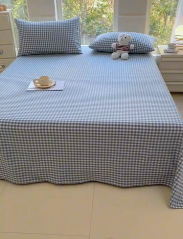 91家纺网 家纺一手货源 找家纺 柠萌家居 2025新款无印风全棉色织A类母婴级纯棉水洗棉床单 浅蓝小格