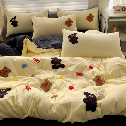 91家纺网 家纺一手货源 找家纺 花伞家居 2025新款搞怪毛巾绣水洗棉怪怪熊四件套【提供买家秀】 怪怪熊-奶黄黑