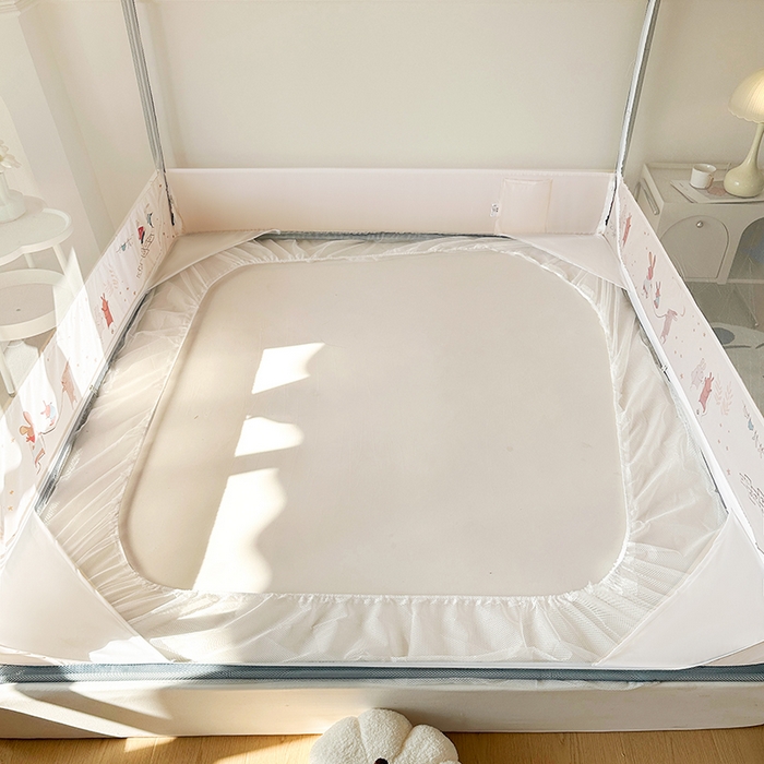 91家纺网 家纺一手货源 找家纺 青竹苑 2025新款三门大版上下布印花外穿坐床蚊帐床笠式防摔方帐 丛林生活