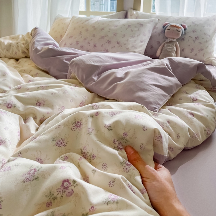 91家纺网 家纺一手货源 找家纺 仟网汇 2025新款针织双层纱AB版四件套 莱茵紫花