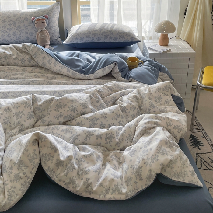 91家纺网 家纺一手货源 找家纺 仟网汇 2025新款针织双层纱AB版四件套 半夏-蓝