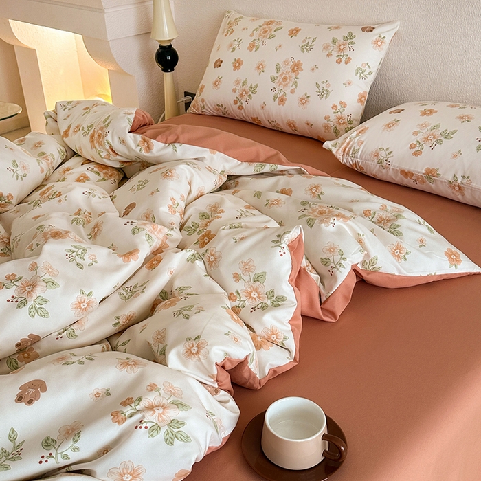 91家纺网 家纺一手货源 找家纺 （总）优迈 2025新款ins风亲肤卡通条格印花水洗棉系列四件套