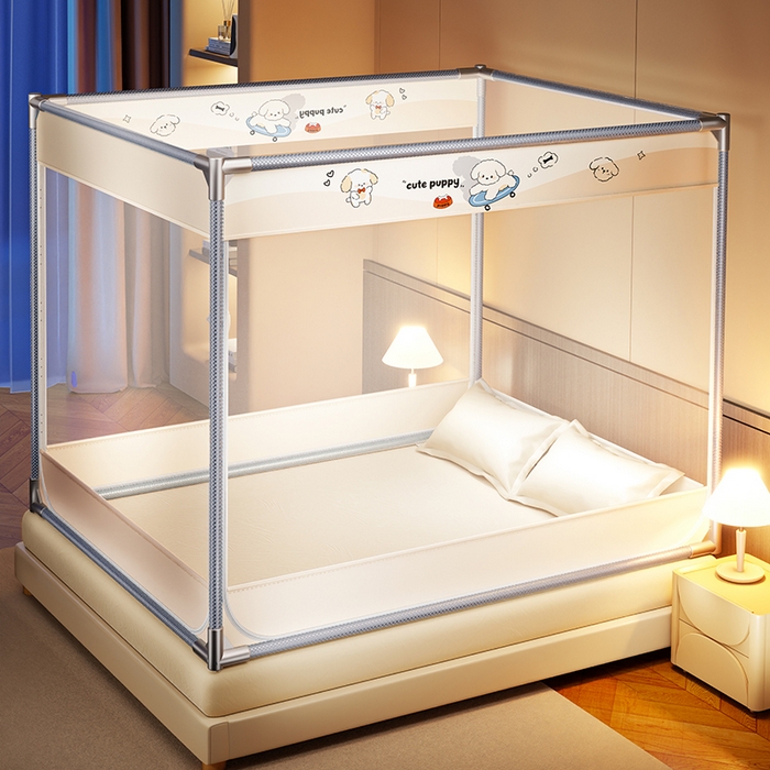 91家纺网 家纺一手货源 找家纺 青竹苑 2025新款三门大版上下布印花外穿坐床蚊帐床笠式防摔方帐 快乐修狗