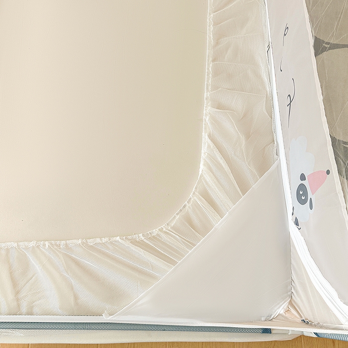 91家纺网 家纺一手货源 找家纺 青竹苑 2025新款三门大版上下布印花外穿坐床蚊帐床笠式防摔方帐 羊咩咩