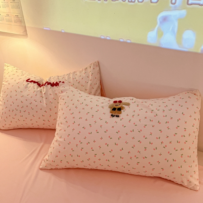 91家纺网 家纺一手货源 找家纺 韩巢家纺 2025新款云朵棉可爱小猫咪毛巾绣被套床单床上用品四件套宿舍三件套（提供卖家秀） 花花兔