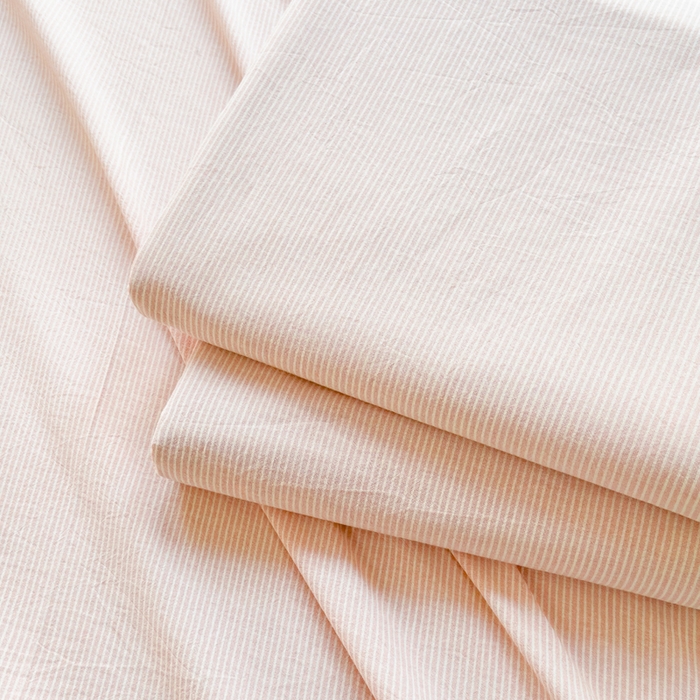 91家纺网 家纺一手货源 找家纺 柠萌家居 2025新款无印风全棉色织A类母婴级纯棉水洗棉床单 粉极细条