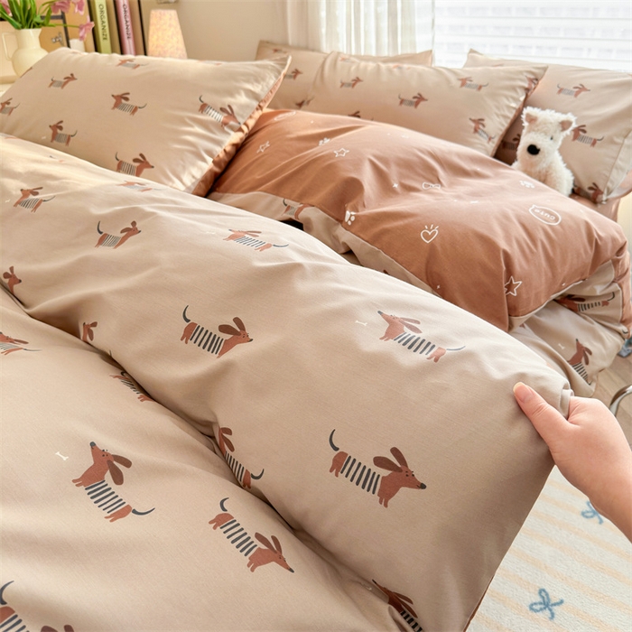 91家纺网 家纺一手货源 找家纺 名兮家居 2025年新款13372全棉印花四件套-卡通系列 弹簧狗