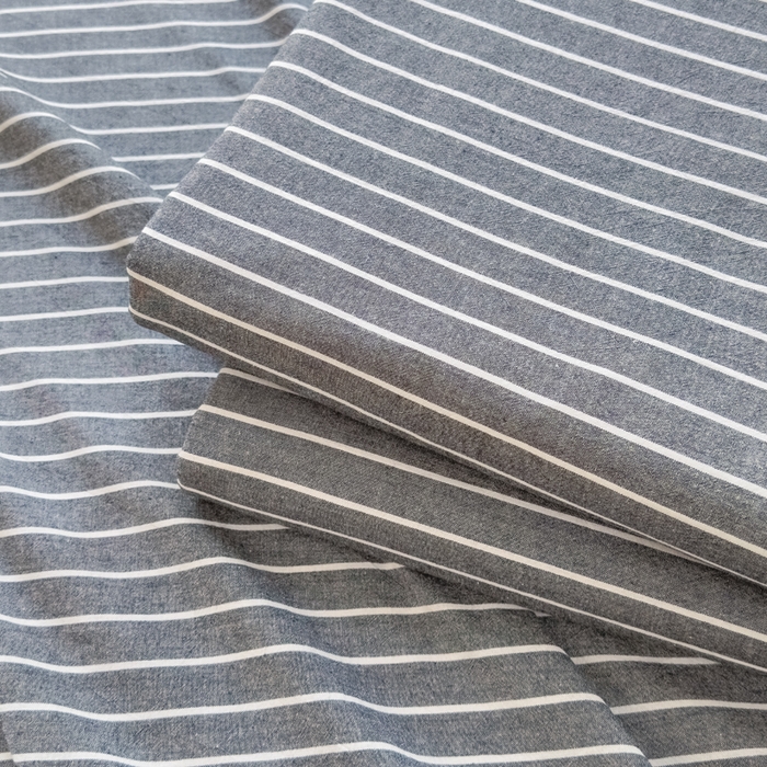 91家纺网 家纺一手货源 找家纺 柠萌家居 2025新款无印风全棉色织A类母婴级纯棉水洗棉床单 中条纹深灰