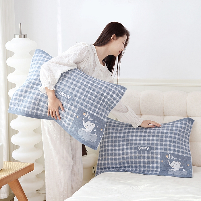 91家纺网 家纺一手货源 找家纺 朴尔家纺-毛巾被 2025新款芬柔AB纱卡通三层纯棉纱布枕巾 星星象-蓝