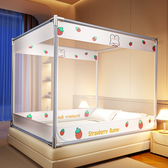 91家纺网 家纺一手货源 找家纺 青竹苑 2025新款三门大版上下布印花外穿坐床蚊帐床笠式防摔方帐 草莓兔兔