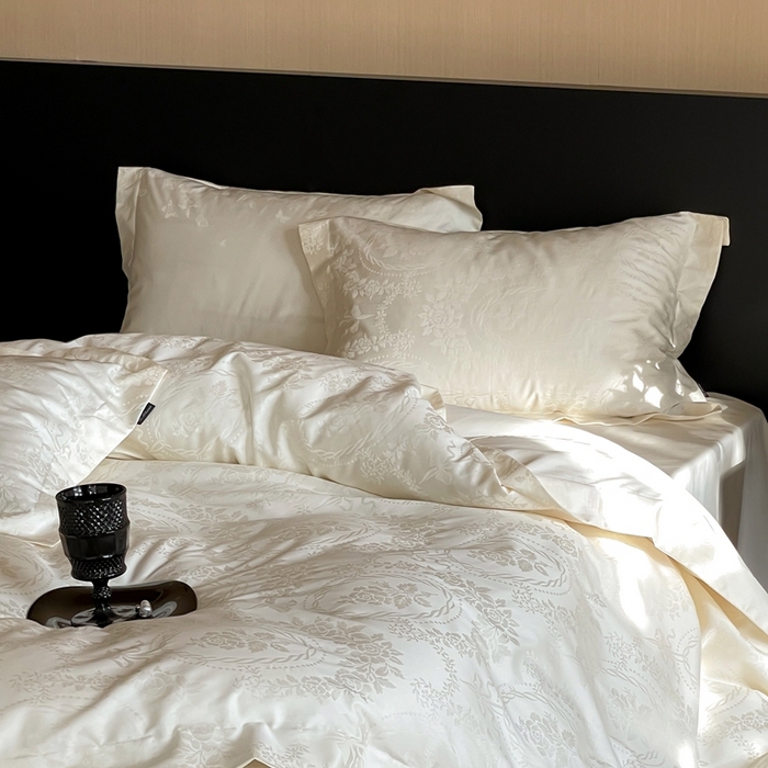 91家纺网 家纺一手货源 找家纺 窝米 2025春季新品100支长绒棉轻奢提花四件套系列 慕然-白百合