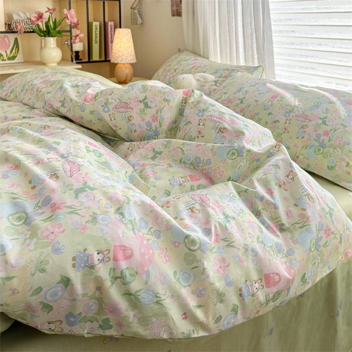 91家纺网 家纺一手货源 找家纺 名兮家居 2025年新款13372全棉印花四件套-卡通系列 花花世界