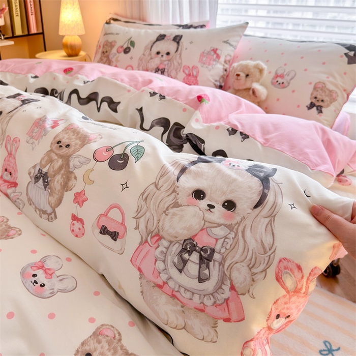 91家纺网 家纺一手货源 找家纺 名兮家居 2025年新款13372全棉印花四件套-卡通系列 芭比小熊