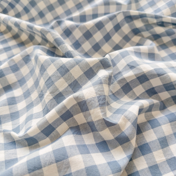 91家纺网 家纺一手货源 找家纺 柠萌家居 2025新款无印风全棉色织A类母婴级纯棉水洗棉床单 浅蓝小格