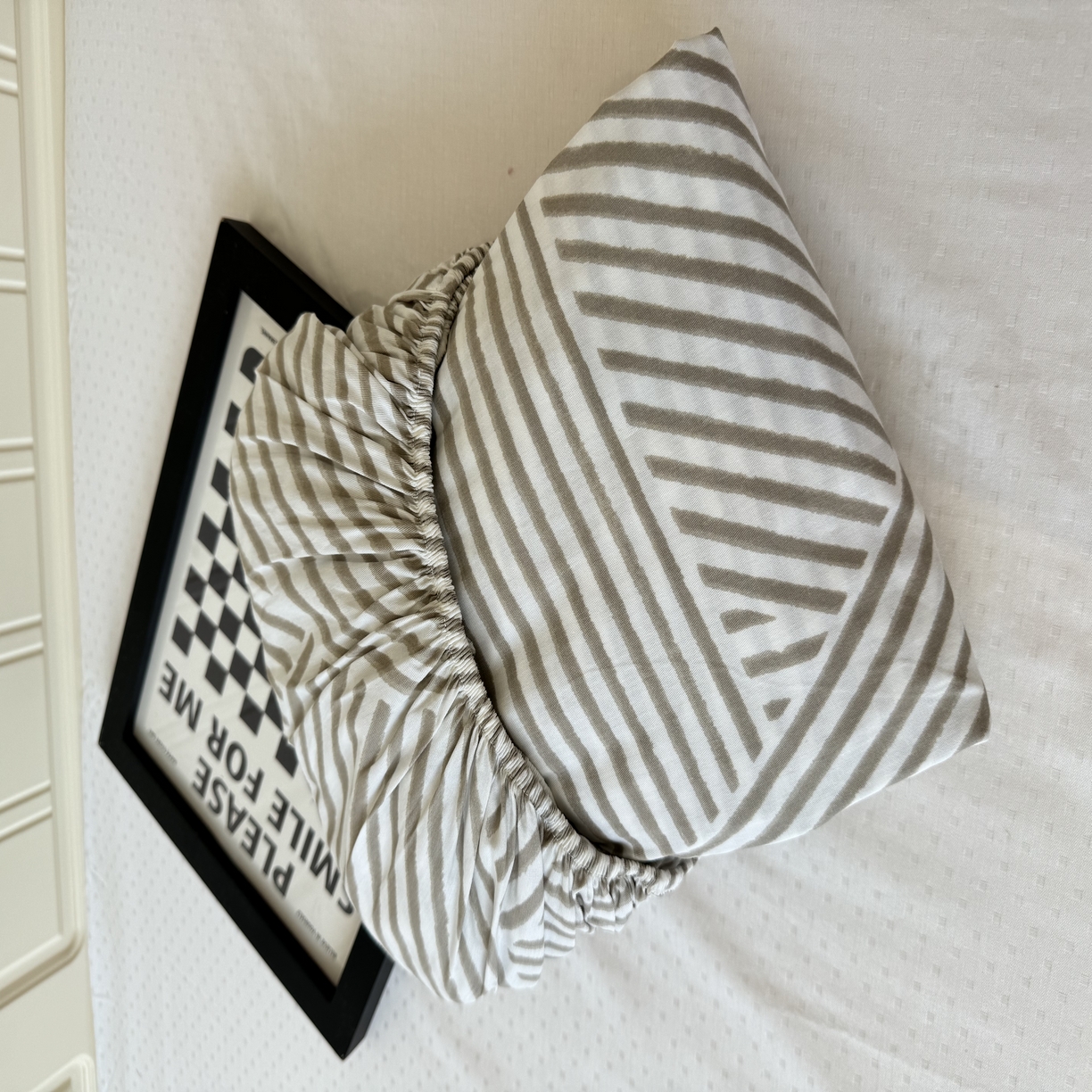 91家纺网 家纺一手货源 找家纺 柠馨 2025新款13372全棉床单床笠枕套被套单品系列-单床笠 编织生活咖