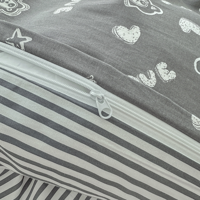 91家纺网 家纺一手货源 找家纺 柠馨 2025新款13372全棉学生三件套单人宿舍三件套四件套 百变小熊喵