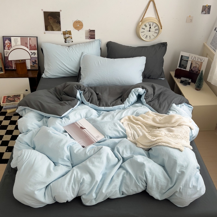 91家纺网 家纺一手货源 找家纺 花伞家居 2025新款纯色拼色柔软亲肤水洗棉简约四件套   奶蓝+深灰