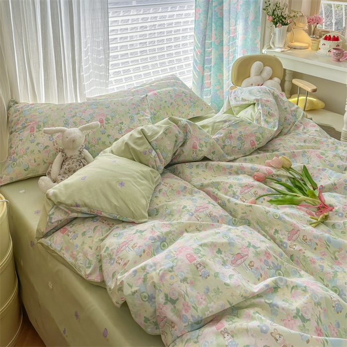 91家纺网 家纺一手货源 找家纺 名兮家居 2025年新款13372全棉印花四件套-卡通系列 花花世界