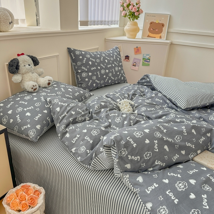 91家纺网 家纺一手货源 找家纺 柠馨 2025新款13372全棉学生三件套单人宿舍三件套四件套 百变小熊喵