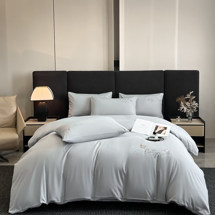 91家纺网 家纺一手货源 找家纺 经年 2025新款亲肤棉刺绣四件套-蝶舞 蝶舞-浅灰