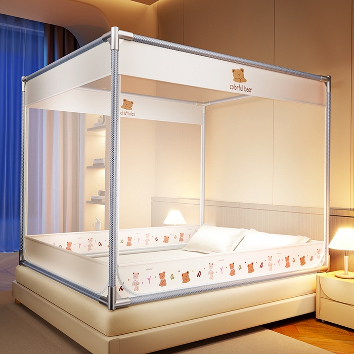 91家纺网 家纺一手货源 找家纺 青竹苑 2025新款三门大版上下布印花外穿坐床蚊帐床笠式防摔方帐 嘟嘟熊