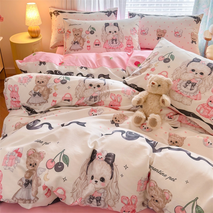 91家纺网 家纺一手货源 找家纺 名兮家居 2025年新款13372全棉印花四件套-卡通系列 芭比小熊