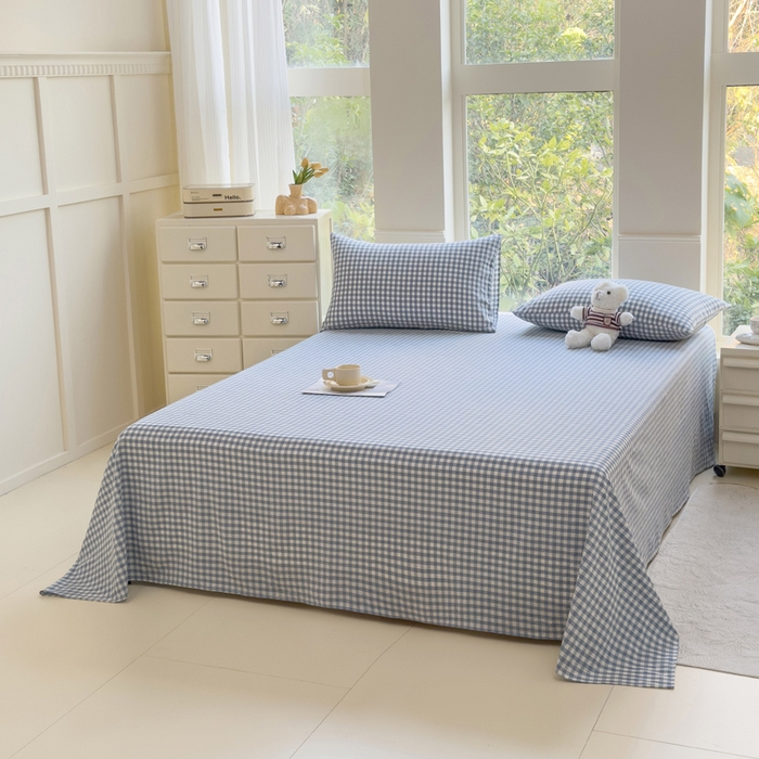 91家纺网 家纺一手货源 找家纺 柠萌家居 2025新款无印风全棉色织A类母婴级纯棉水洗棉床单 浅蓝小格